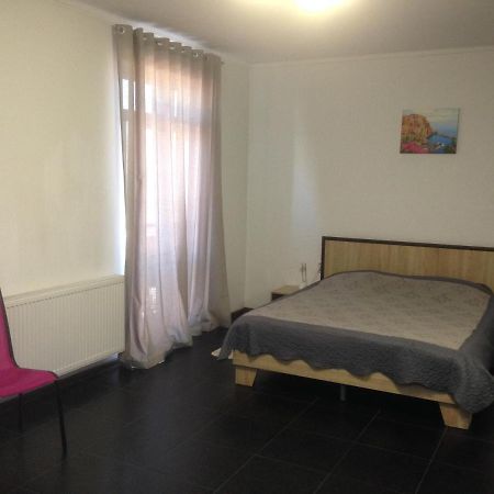 Suite On Railway Station Ivano-Frankivsk Exterior foto